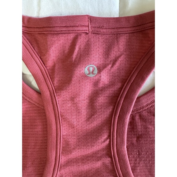 Lululemon Swiftly Tech Racerback Tank 2.0 Race Size 14 Dessert Red NWT - Picture 9 of 10